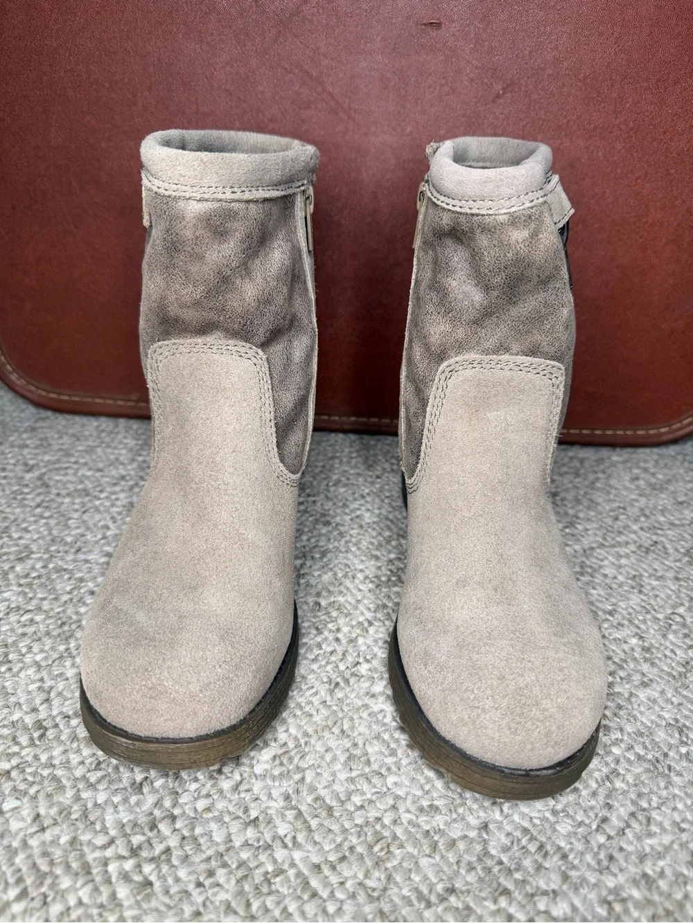 Naturalizer side zip leather boots